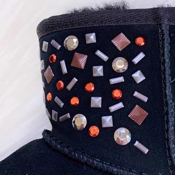 UGG Classic Mini Stud II Black Boots - Picture 6 of 8